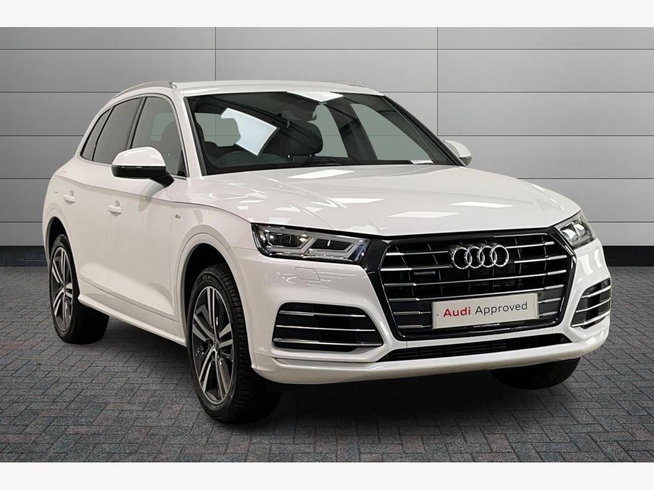 Main listing image - Audi Q5