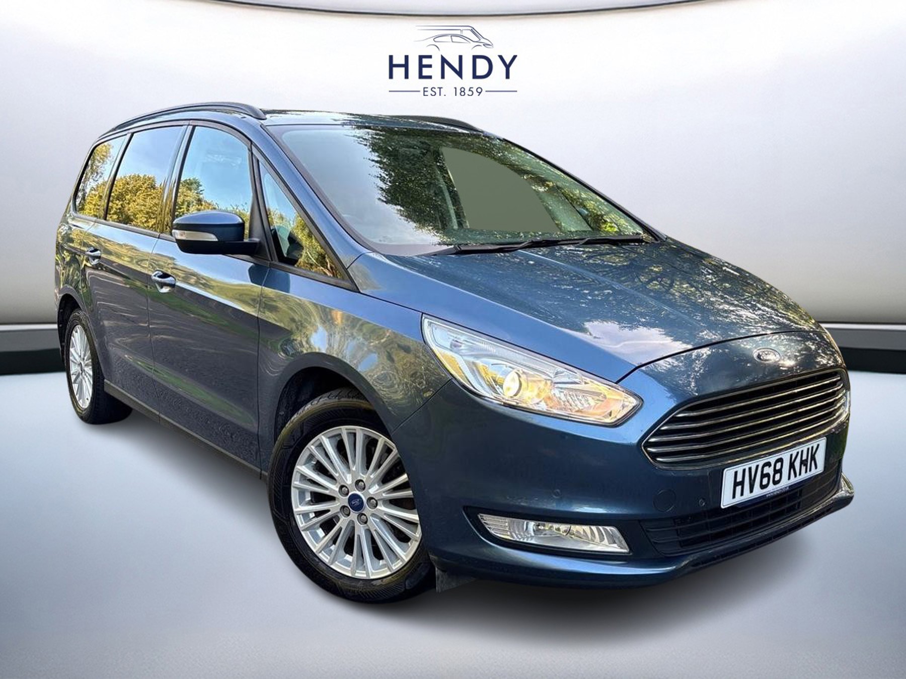 Main listing image - Ford Galaxy