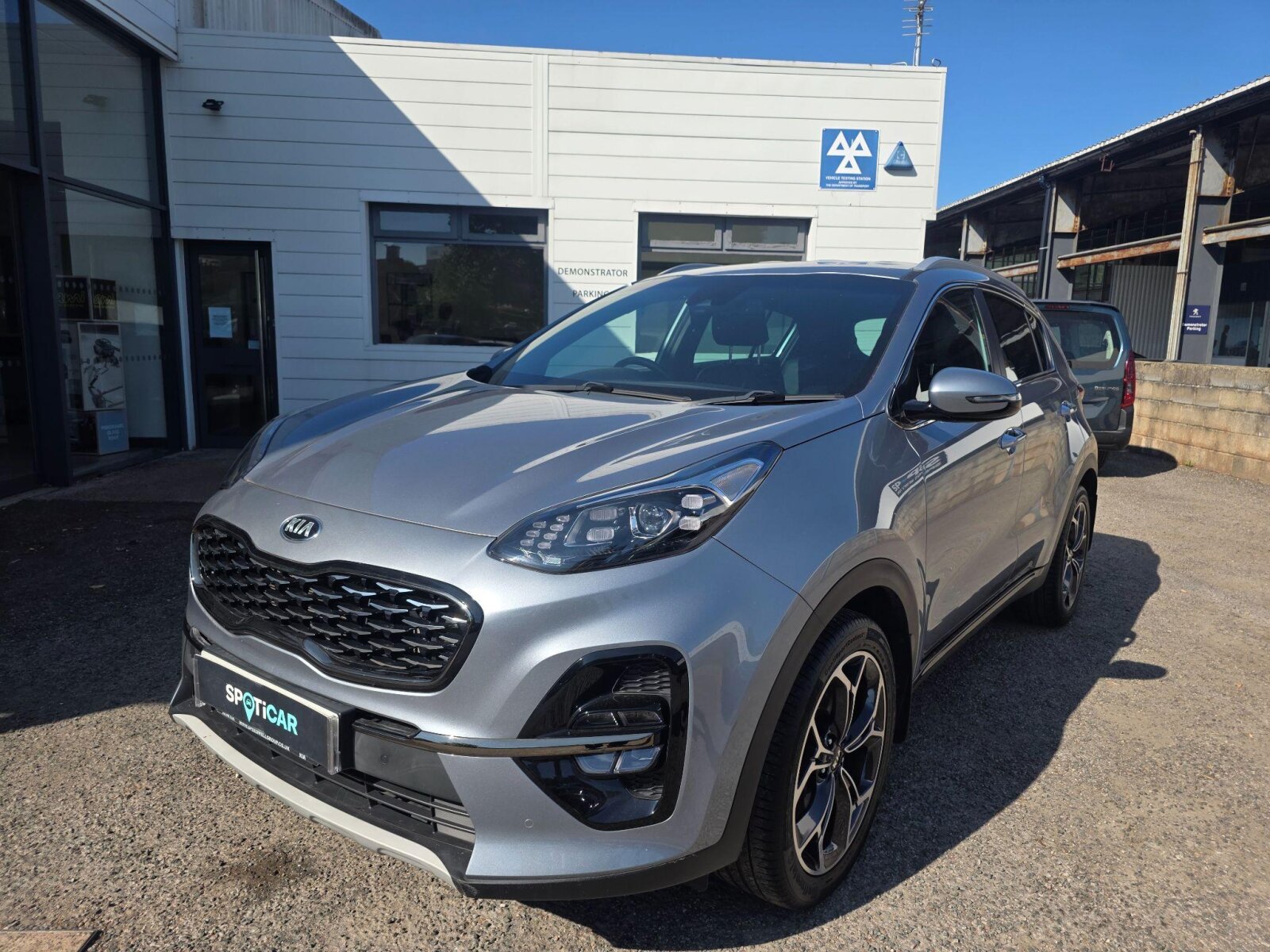 Main listing image - Kia Sportage