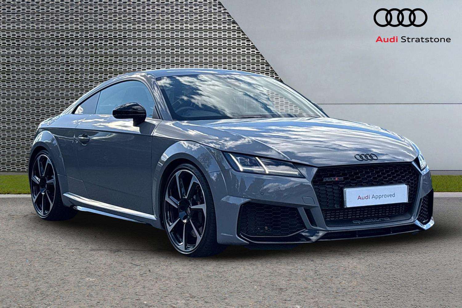 Main listing image - Audi TT RS