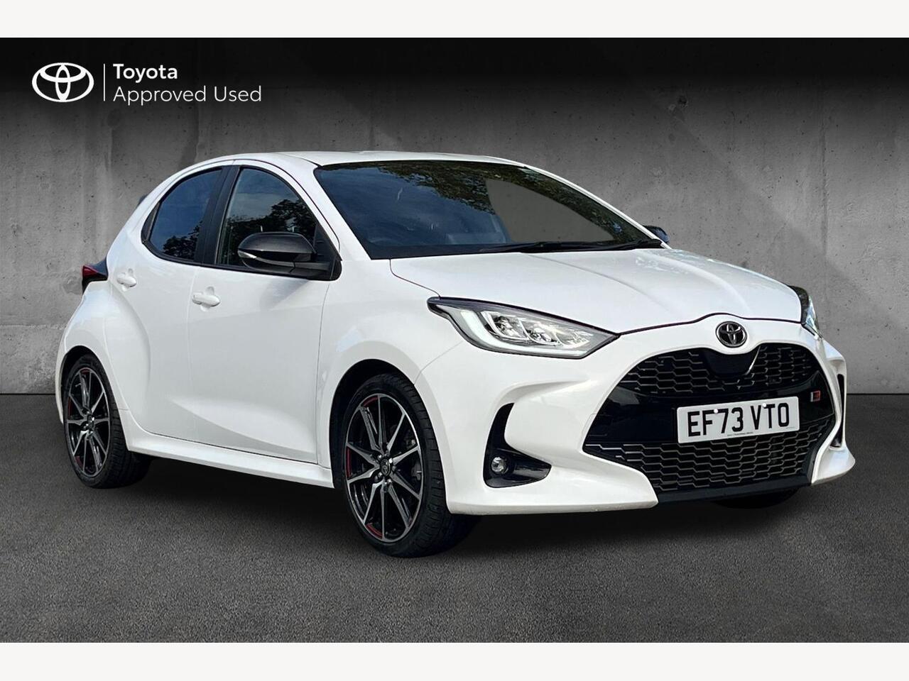 Main listing image - Toyota Yaris