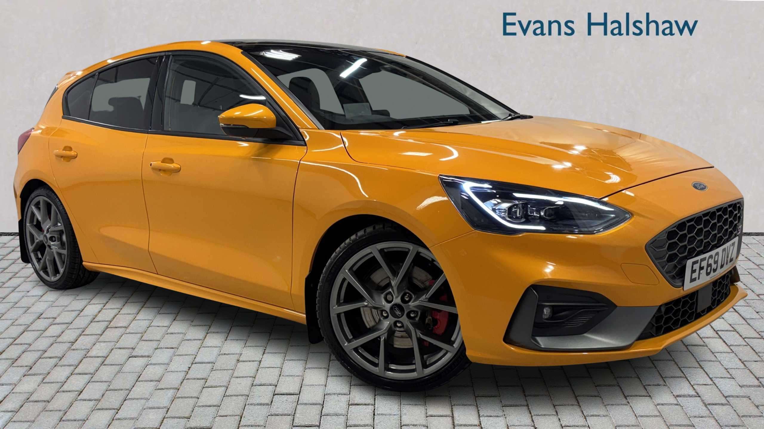 Main listing image - Ford Focus ST