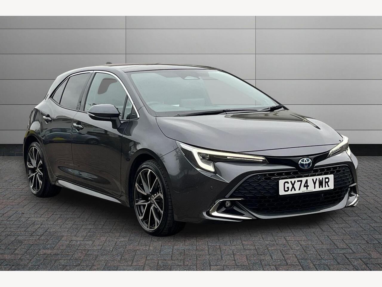 Main listing image - Toyota Corolla