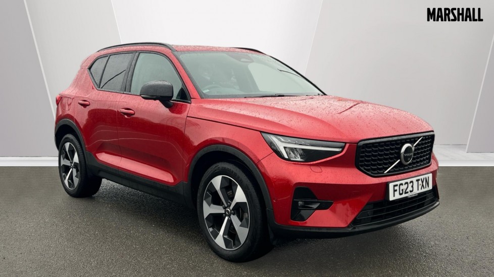 Main listing image - Volvo XC40
