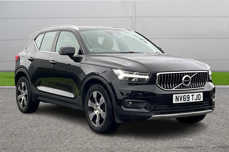 Main listing image - Volvo XC40