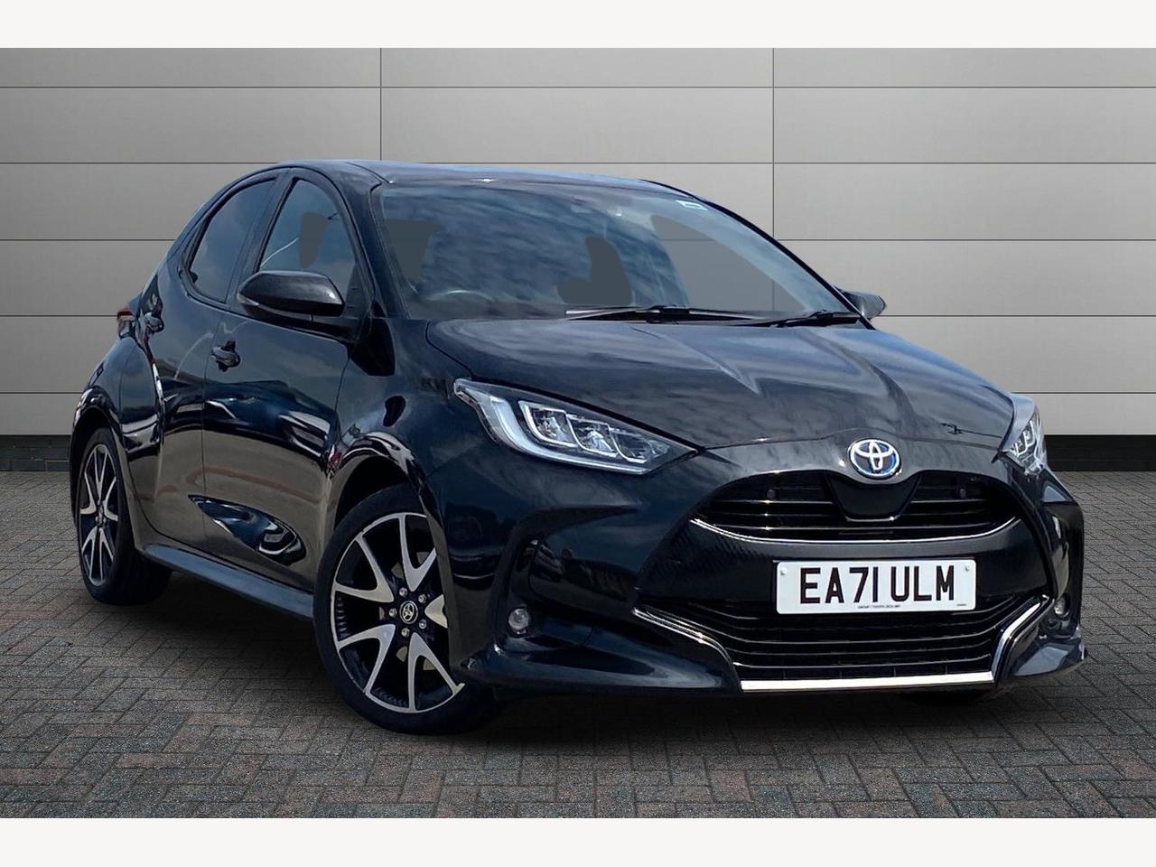 Main listing image - Toyota Yaris