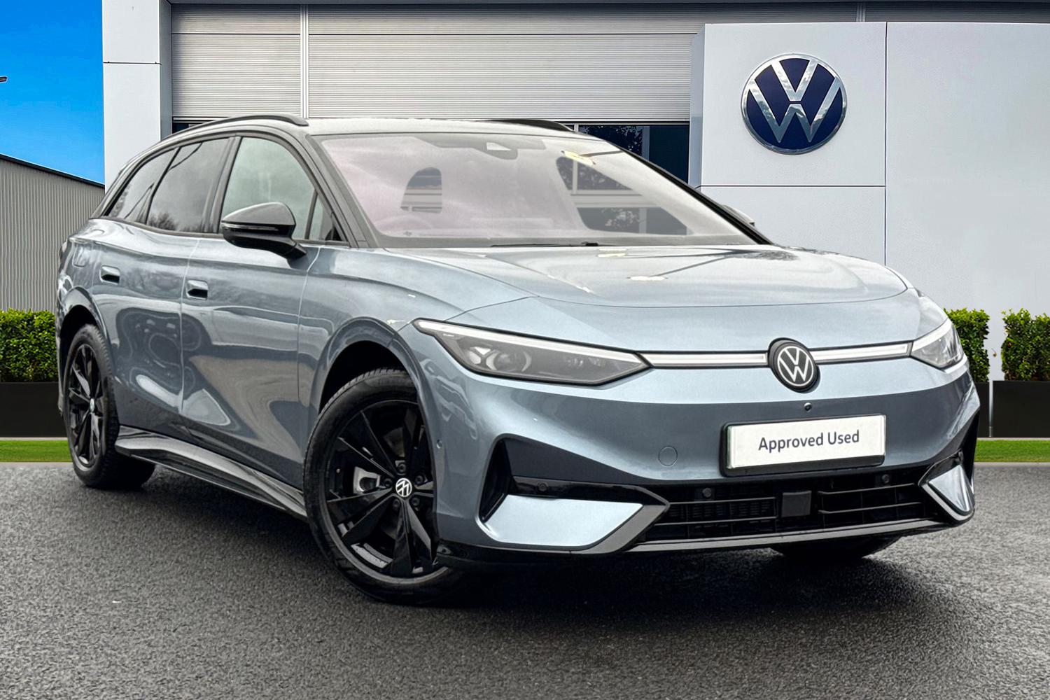 Main listing image - Volkswagen ID.7