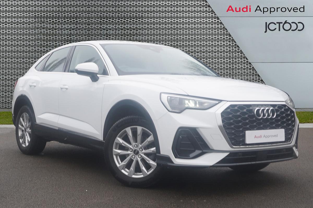 Main listing image - Audi Q3