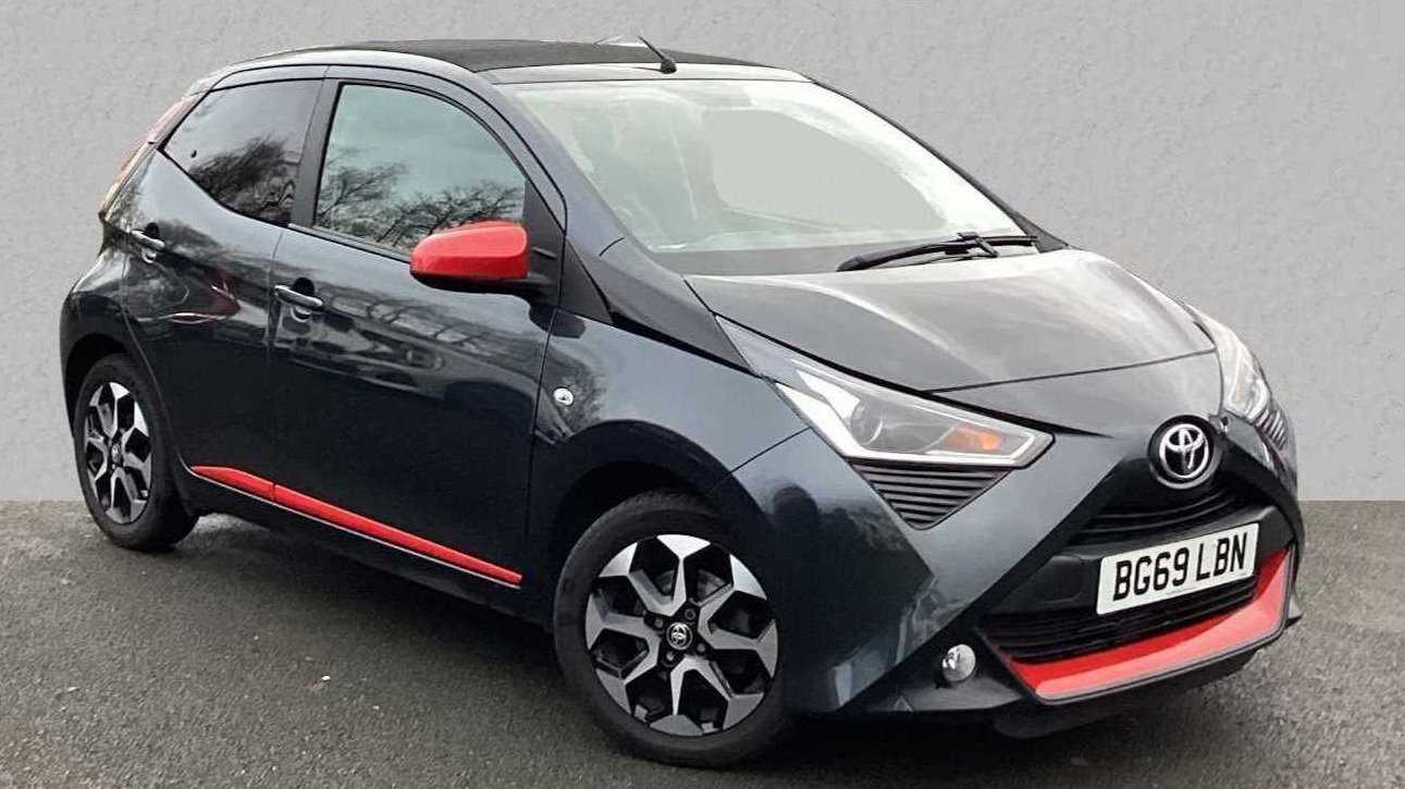 Main listing image - Toyota Aygo