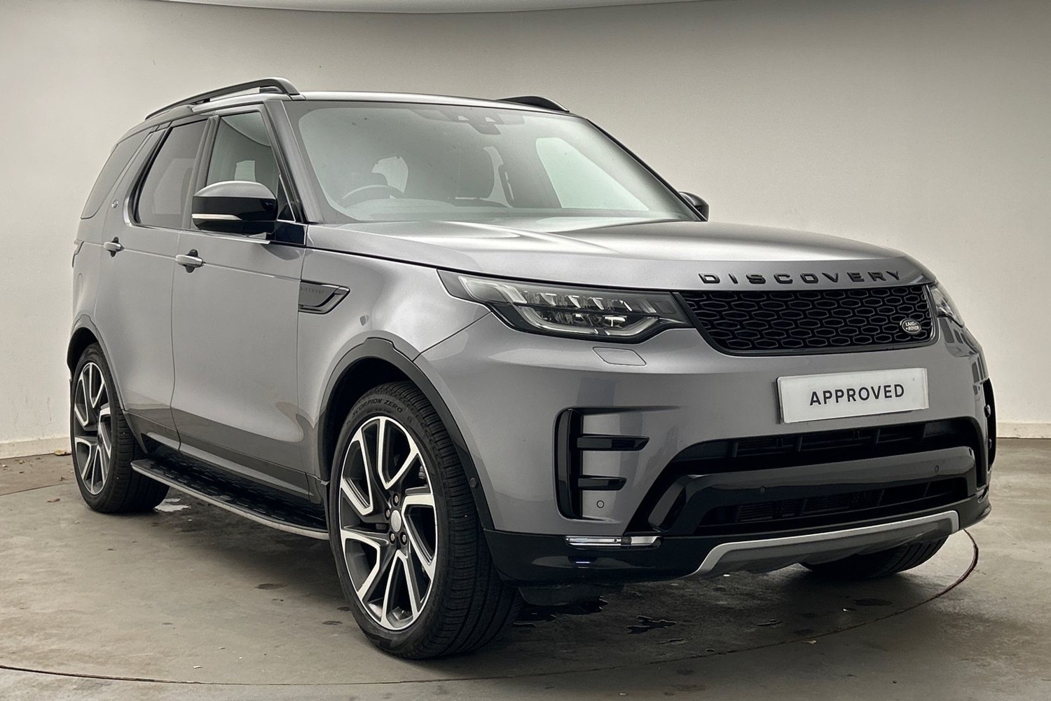 Main listing image - Land Rover Discovery