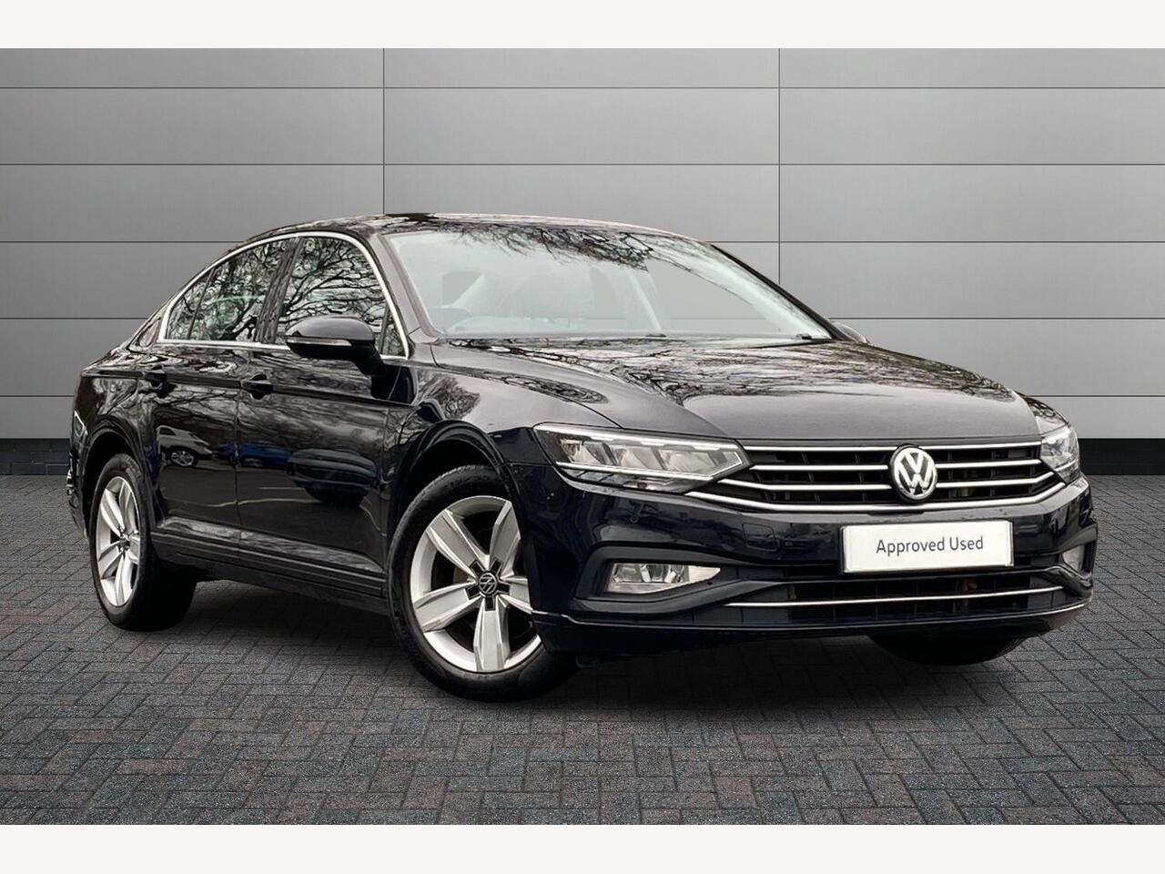 Main listing image - Volkswagen Passat