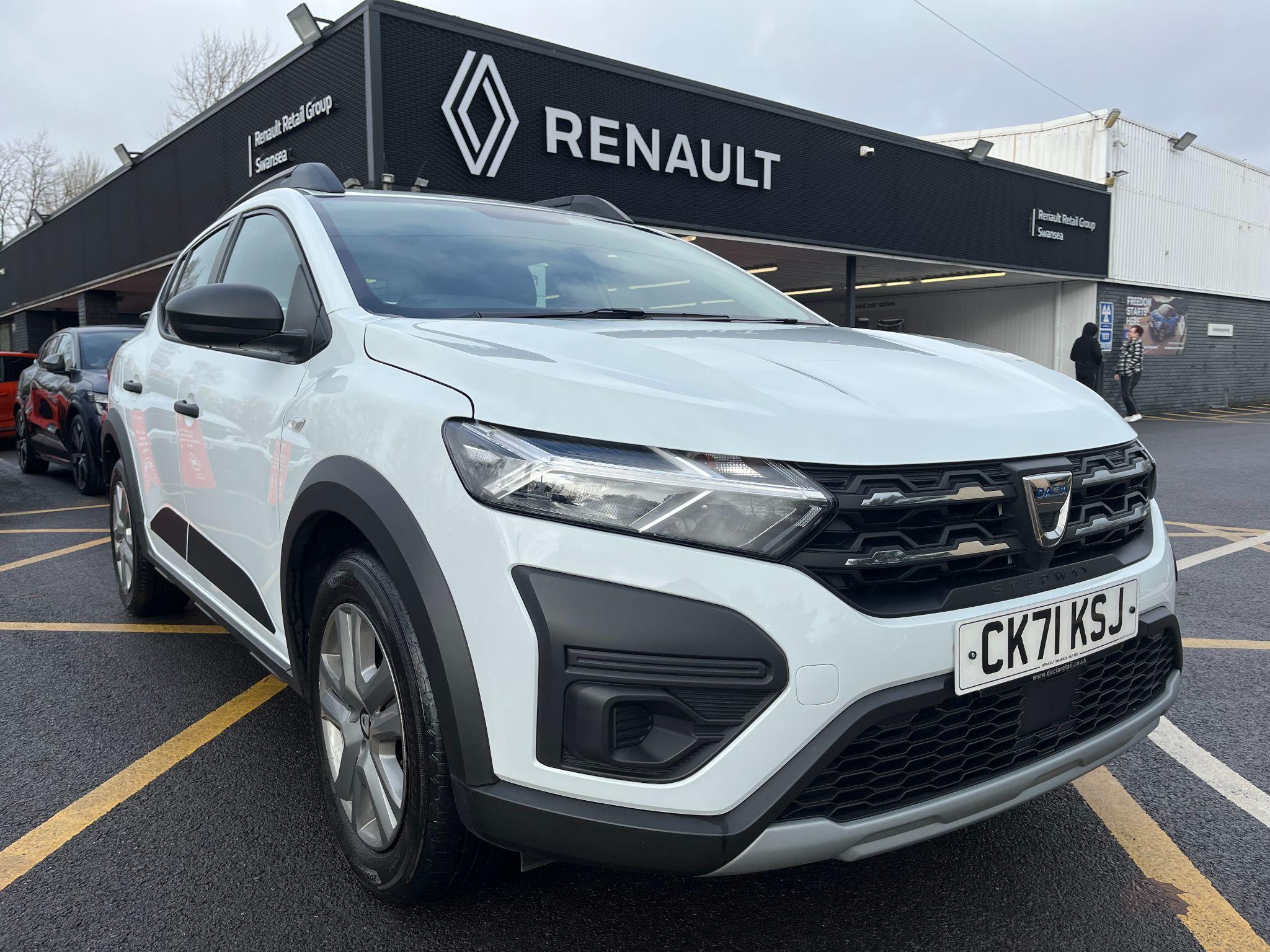 Main listing image - Dacia Sandero Stepway