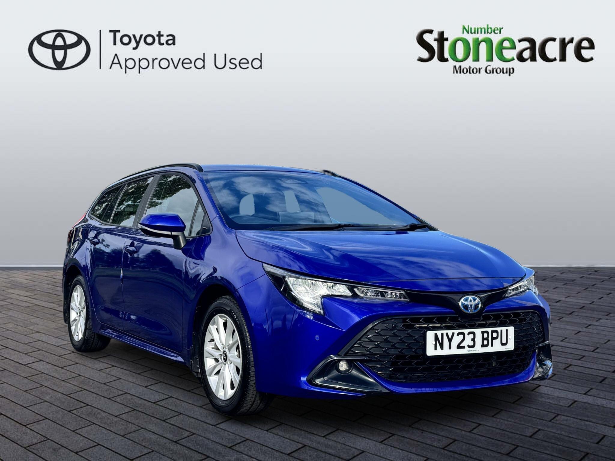 Main listing image - Toyota Corolla Touring Sport
