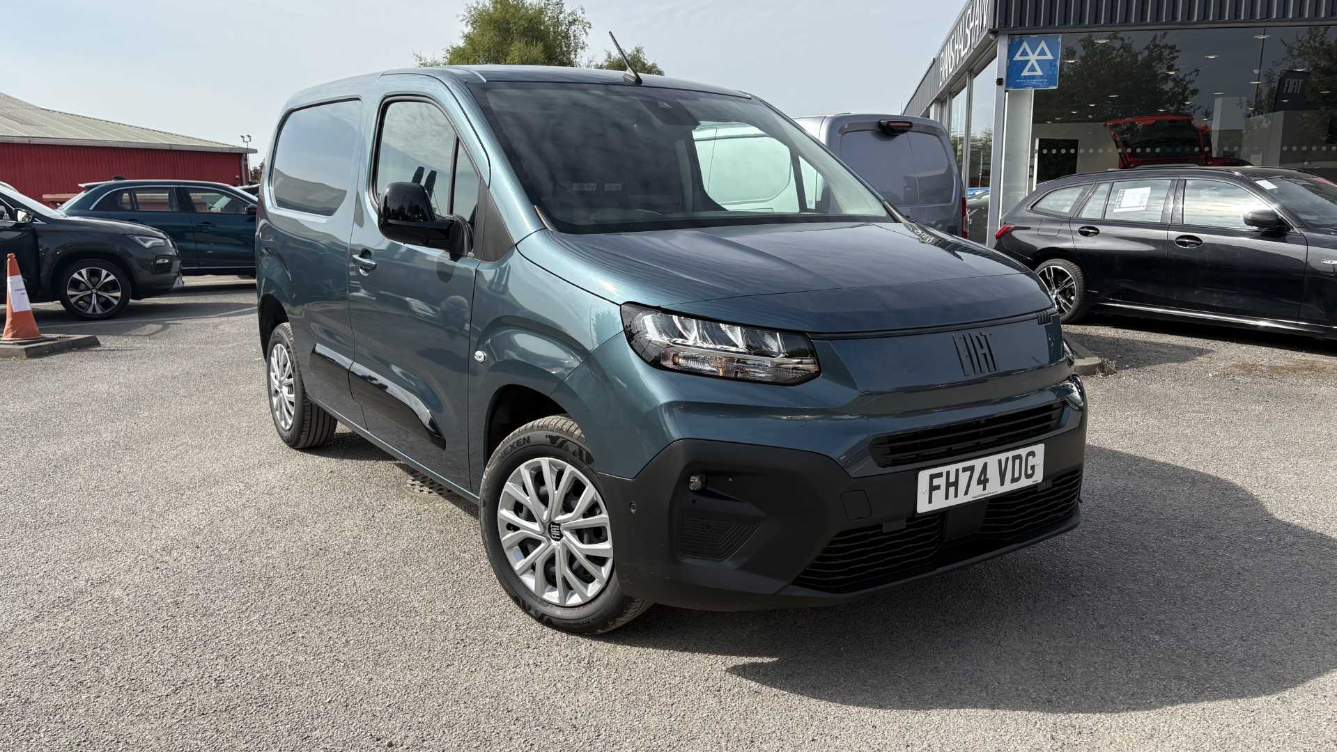 Main listing image - Fiat Doblo