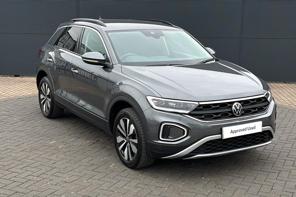 Main listing image - Volkswagen T-Roc