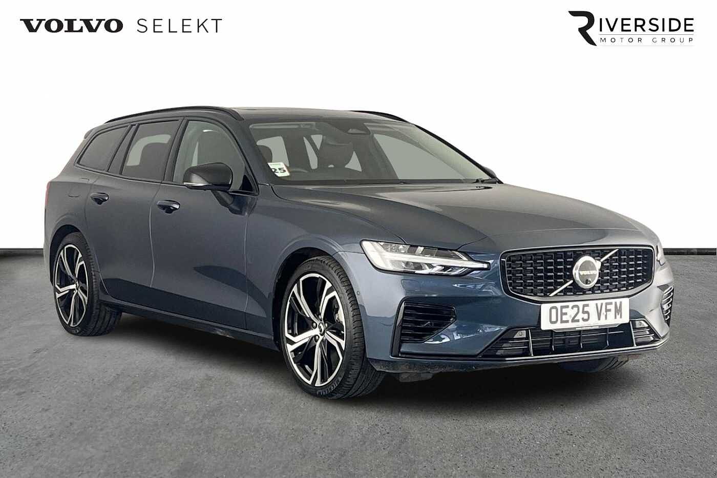 Main listing image - Volvo V60