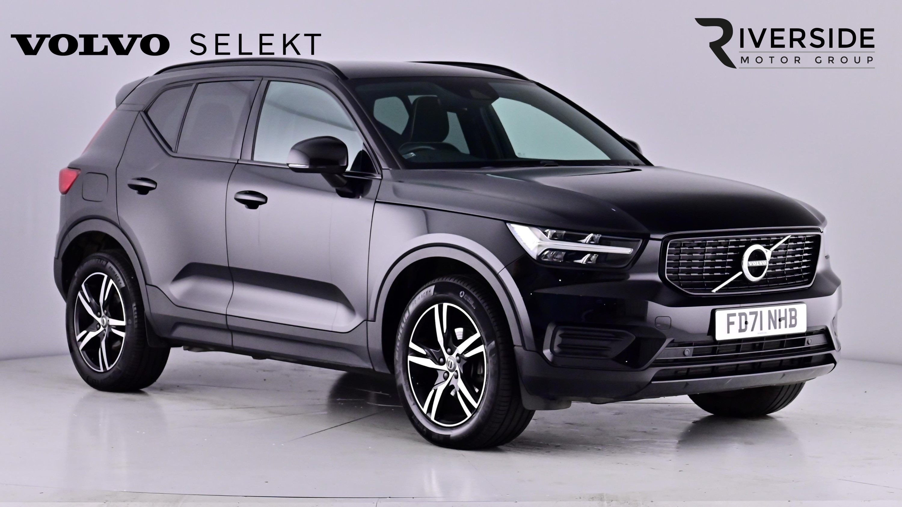 Main listing image - Volvo XC40