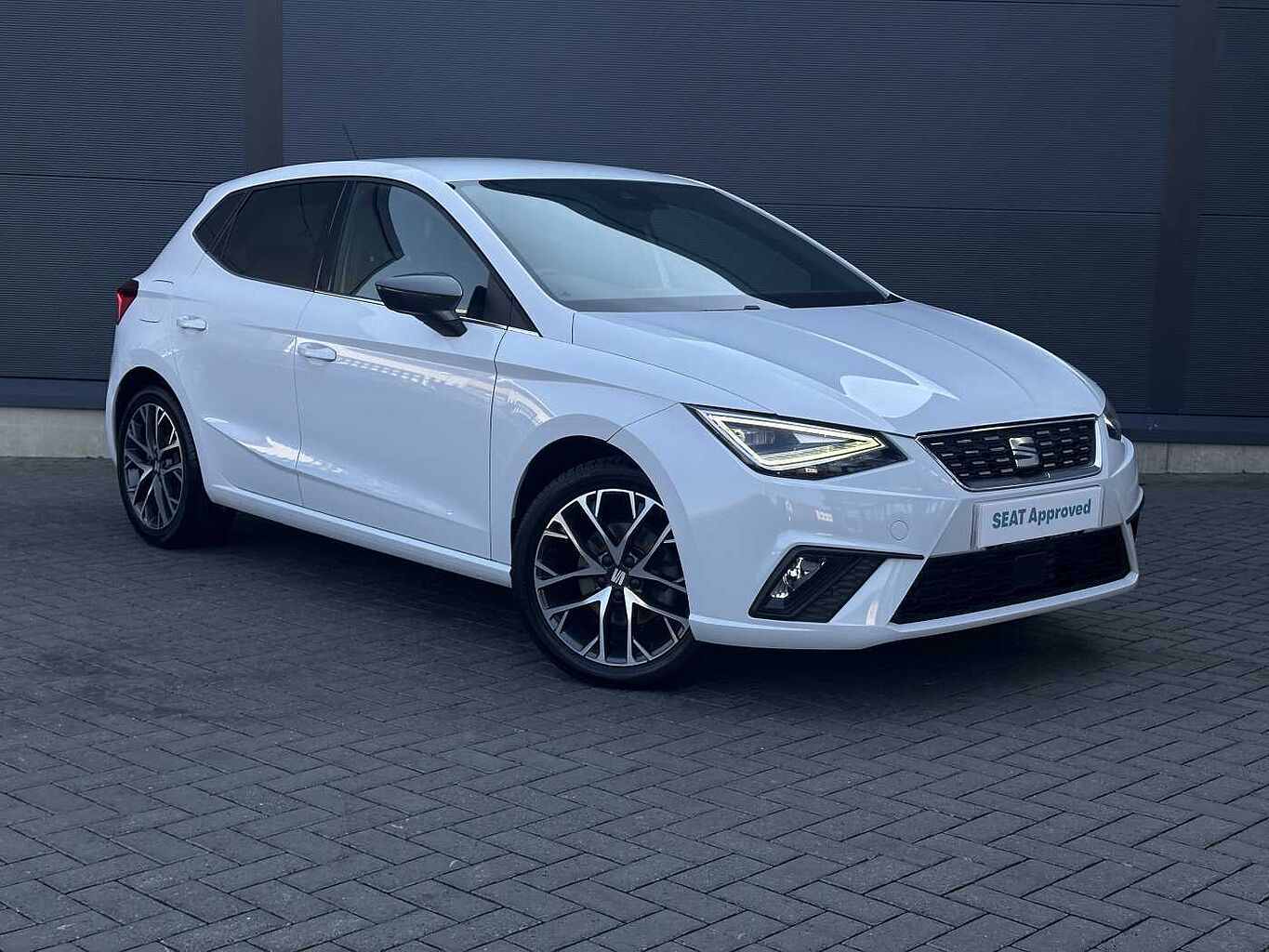 Main listing image - SEAT Ibiza