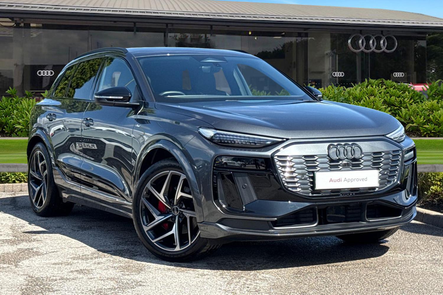 Main listing image - Audi Q6