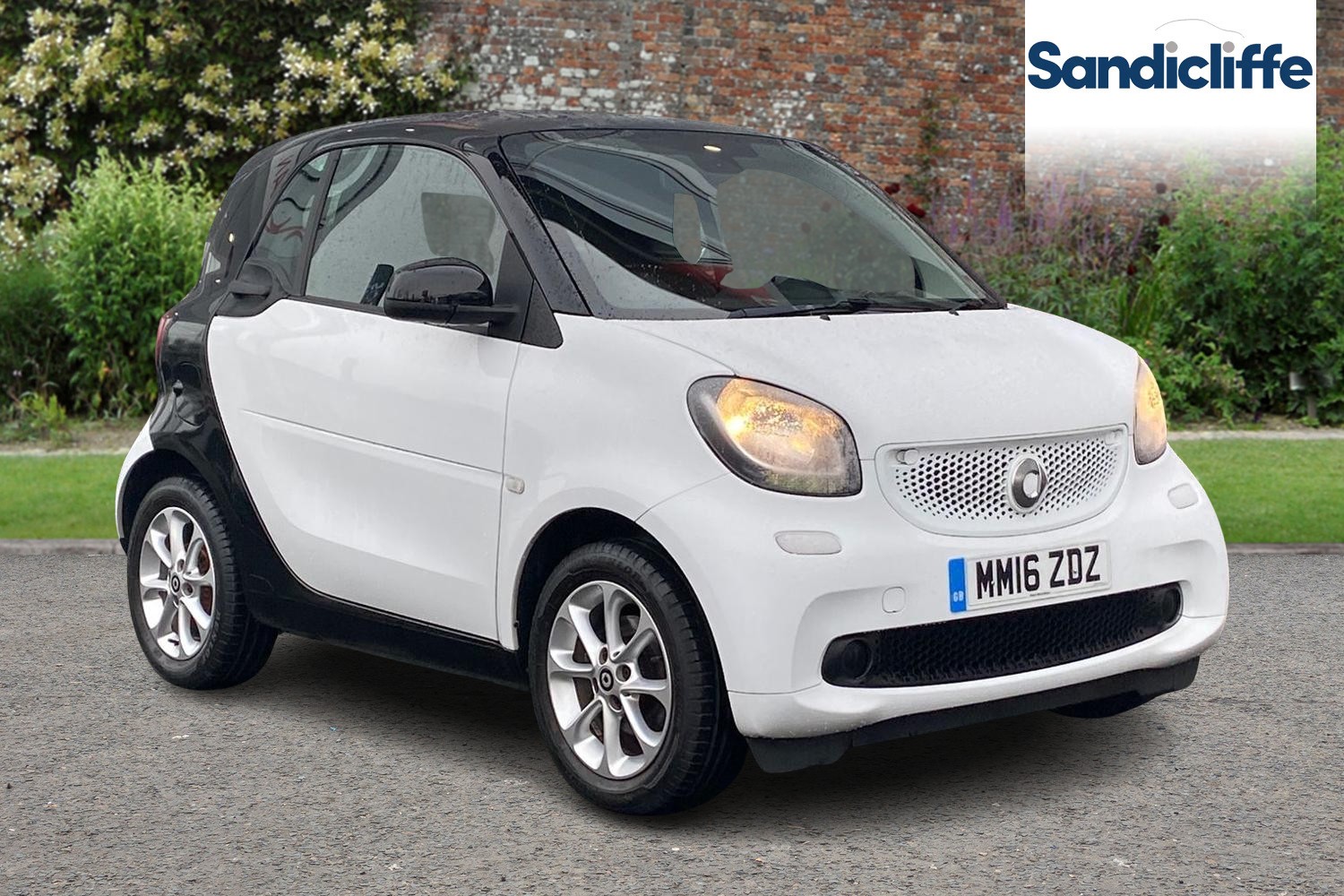 Main listing image - Smart Fortwo Coupe