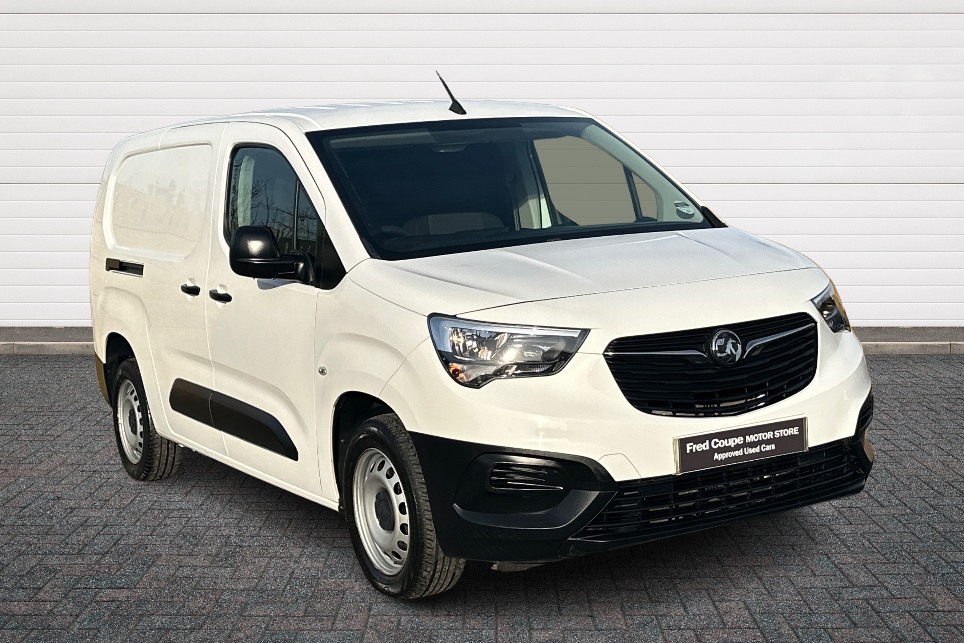 Main listing image - Vauxhall Combo Cargo