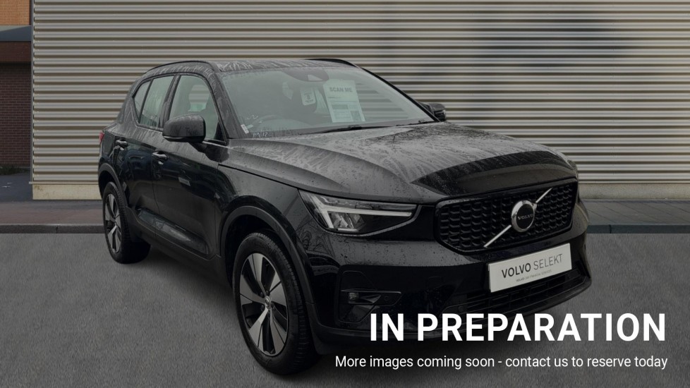 Main listing image - Volvo XC40 Recharge