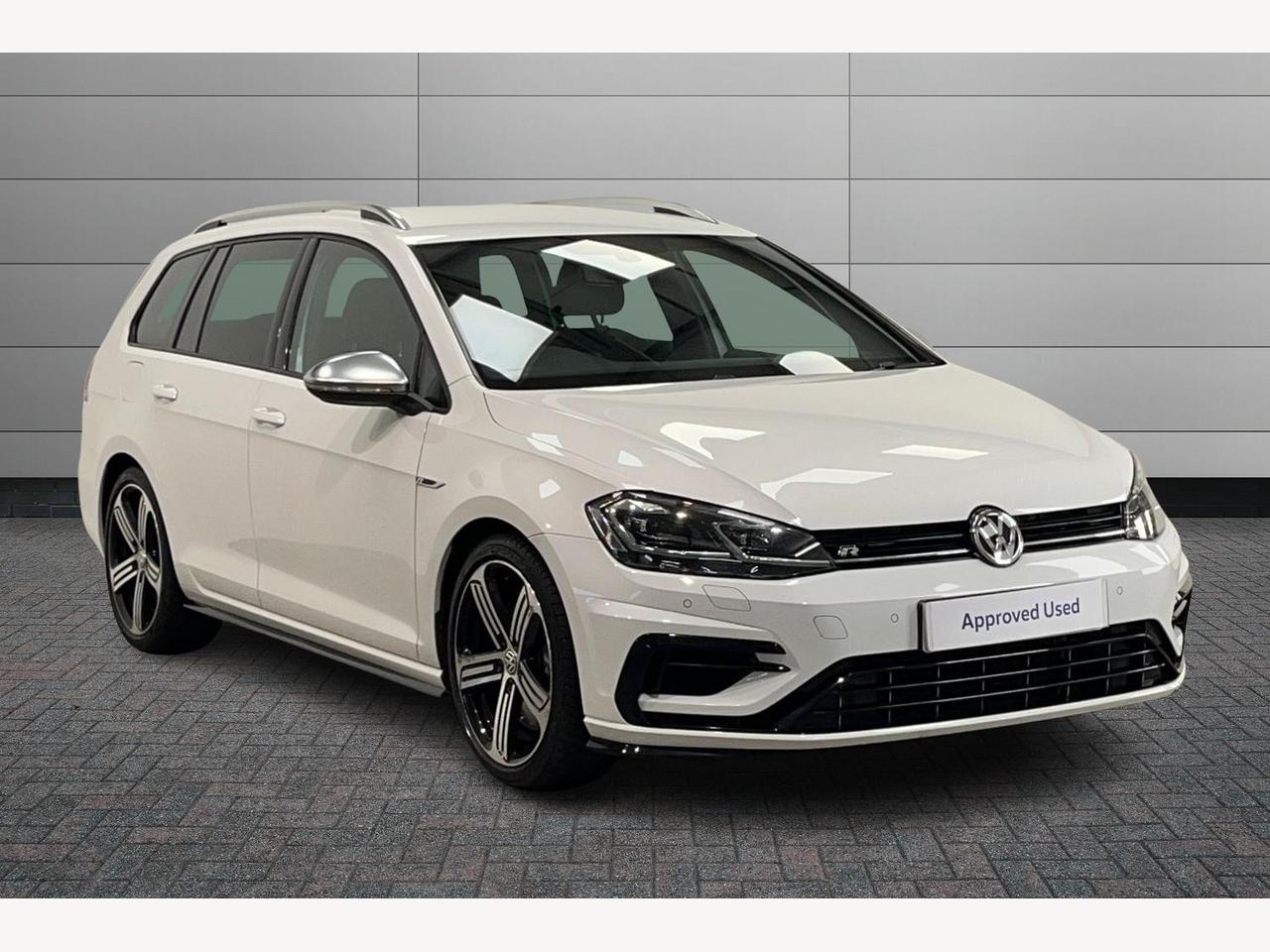 Main listing image - Volkswagen Golf Estate