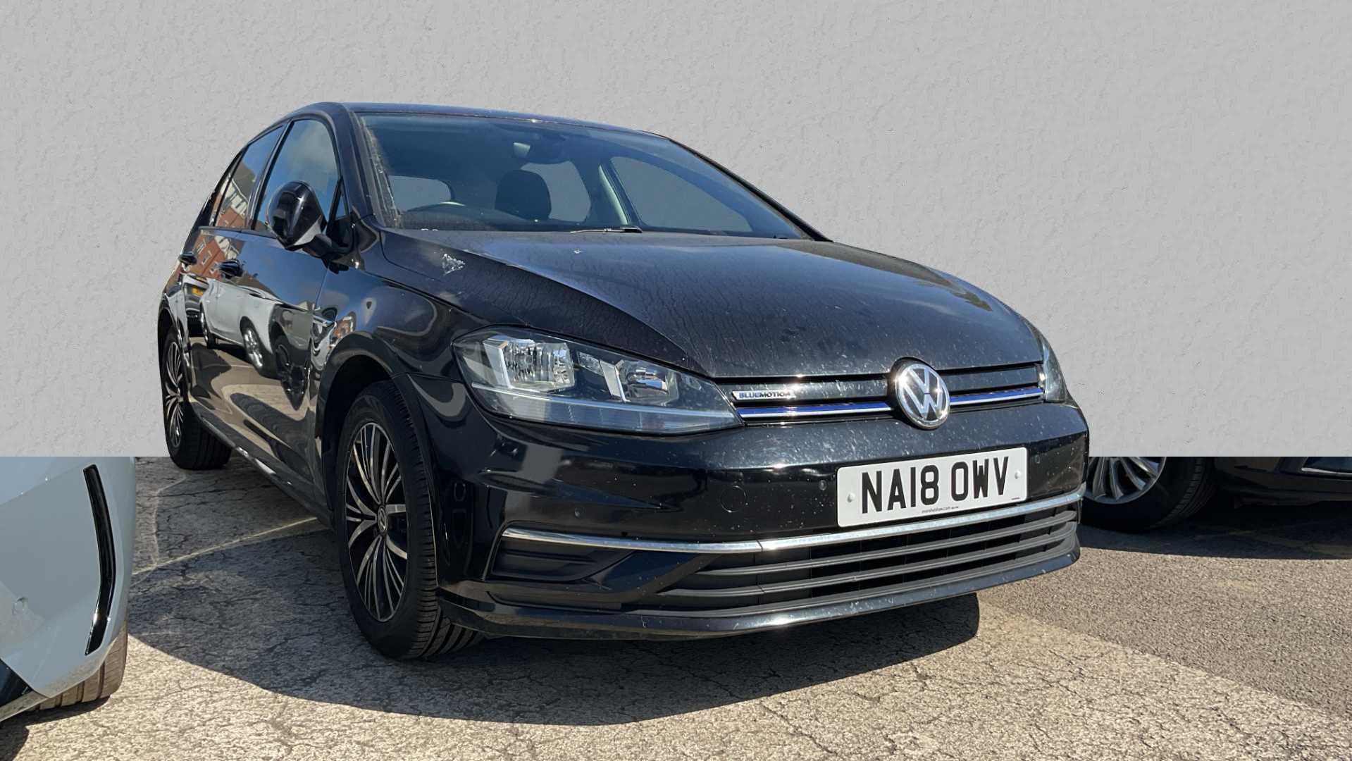 Main listing image - Volkswagen Golf