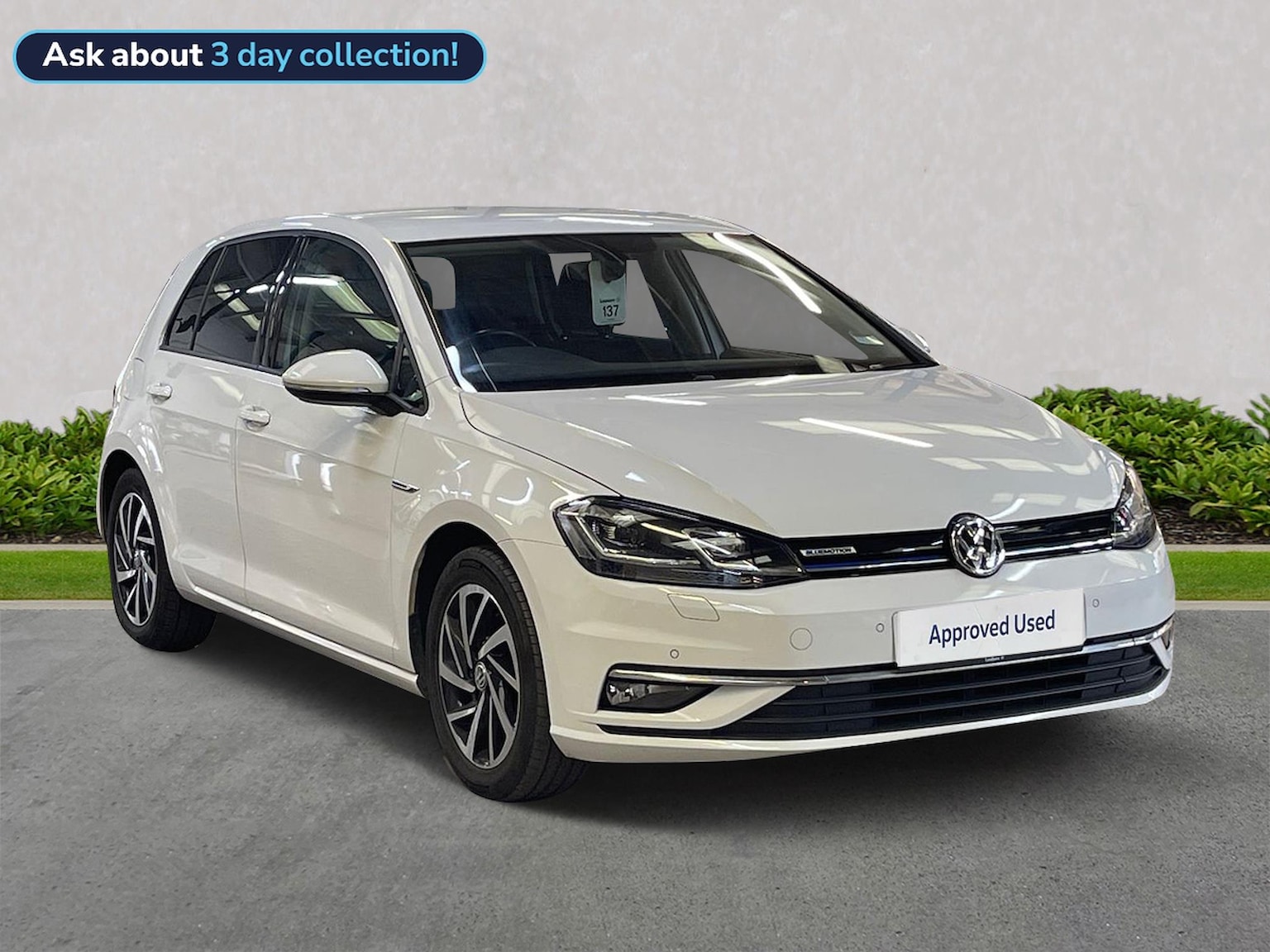 Main listing image - Volkswagen Golf