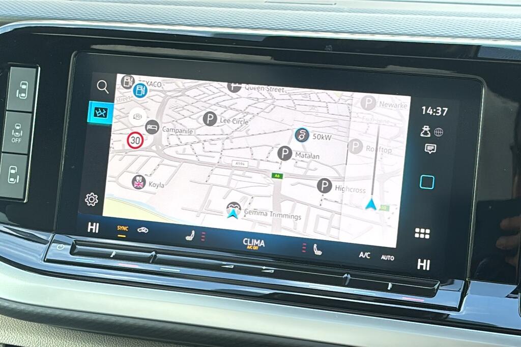 Main listing image - Volkswagen Multivan