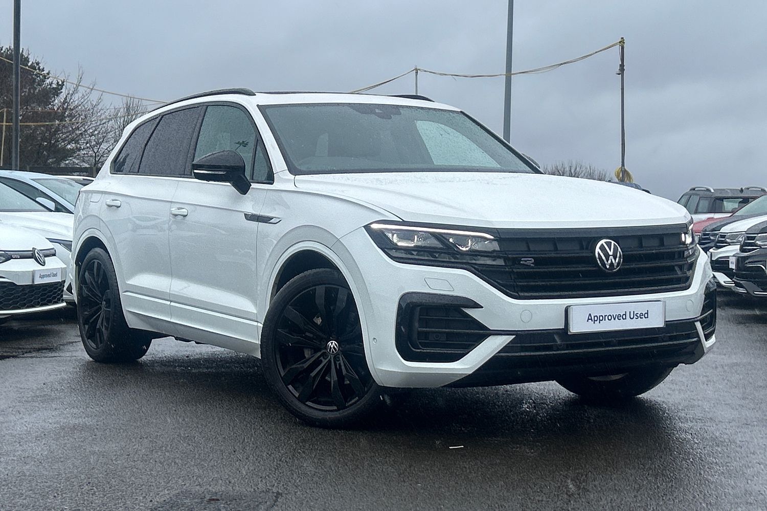 Main listing image - Volkswagen Touareg
