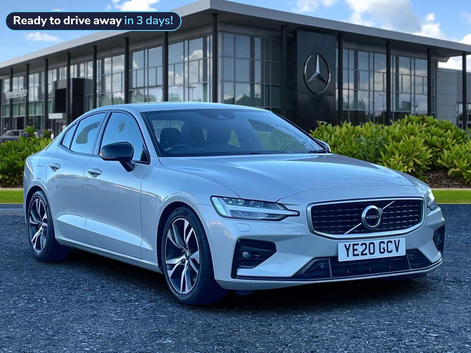 Main listing image - Volvo S60