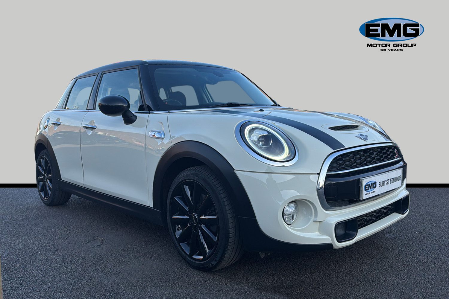 Main listing image - MINI Hatchback 5dr