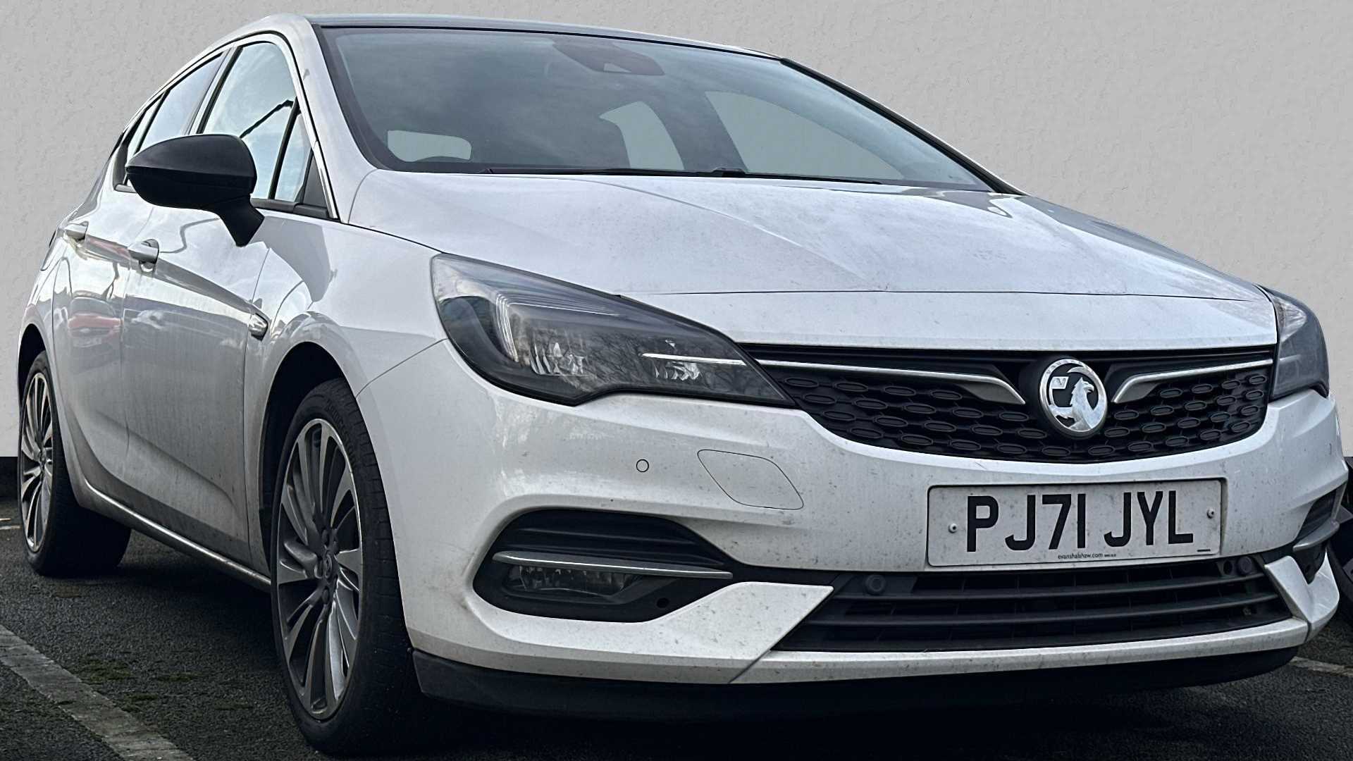 Main listing image - Vauxhall Astra