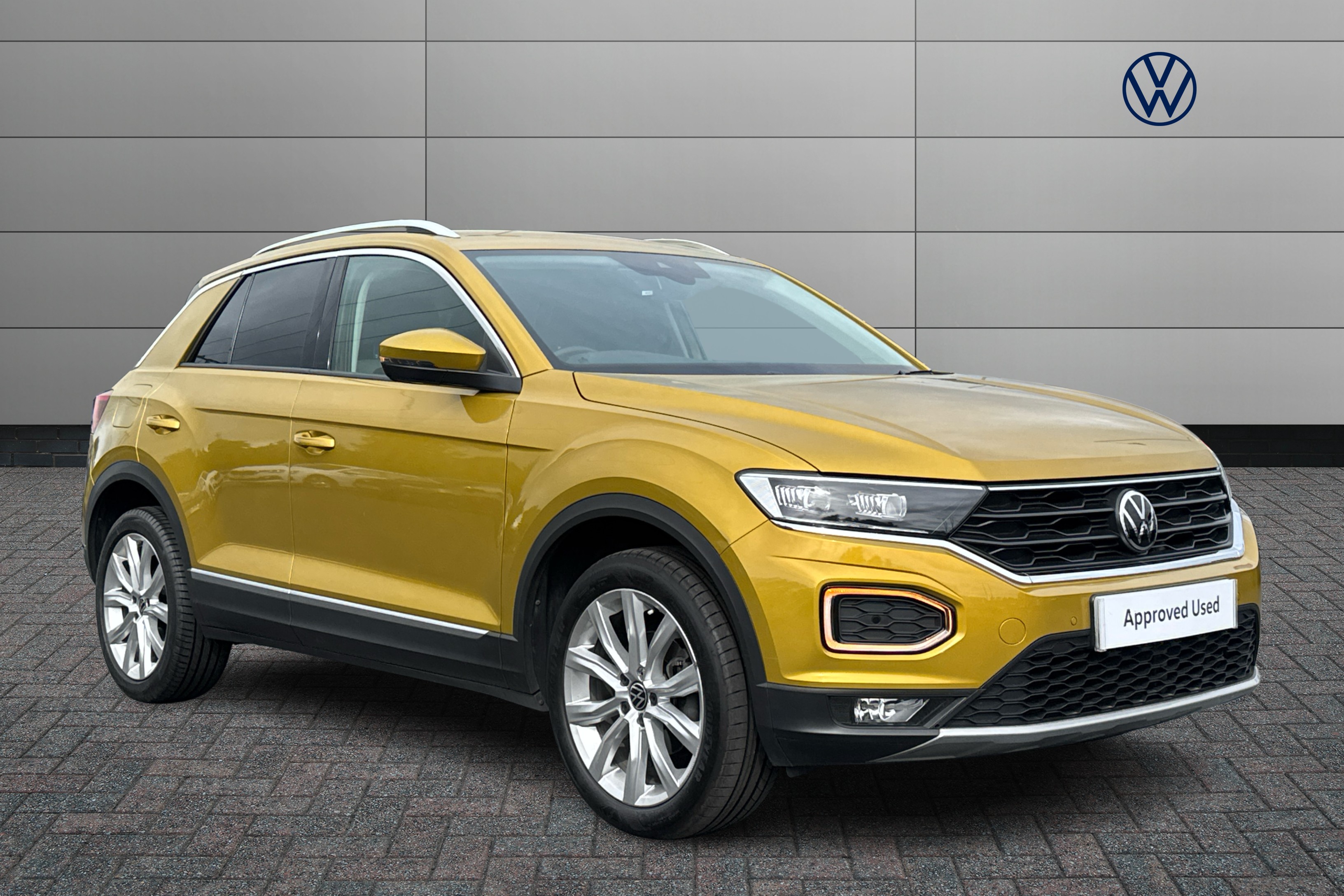 Main listing image - Volkswagen T-Roc