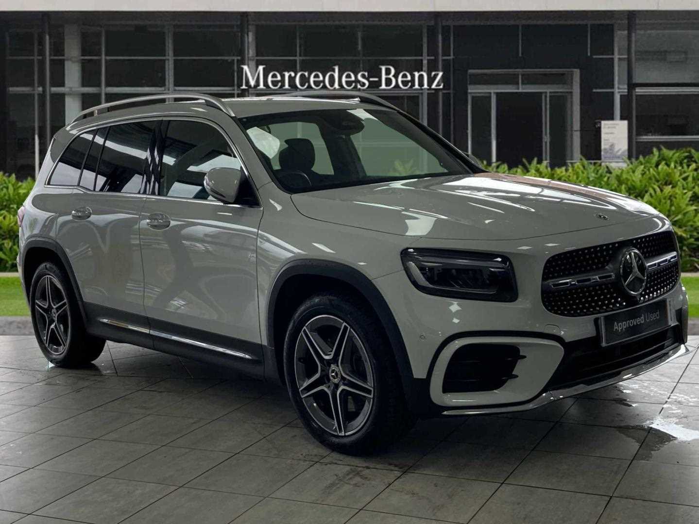 Main listing image - Mercedes-Benz GLB