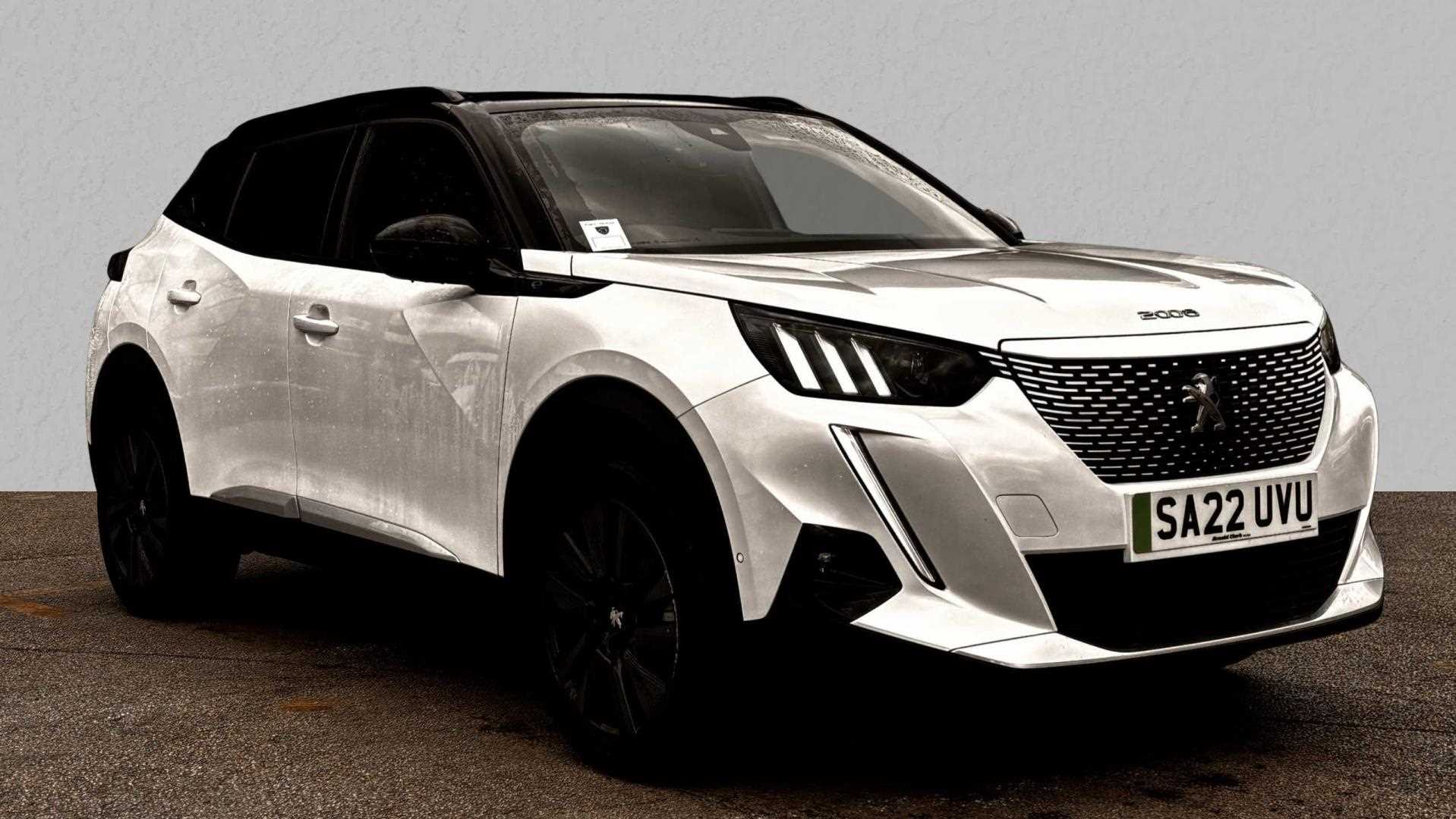 Main listing image - Peugeot e-2008