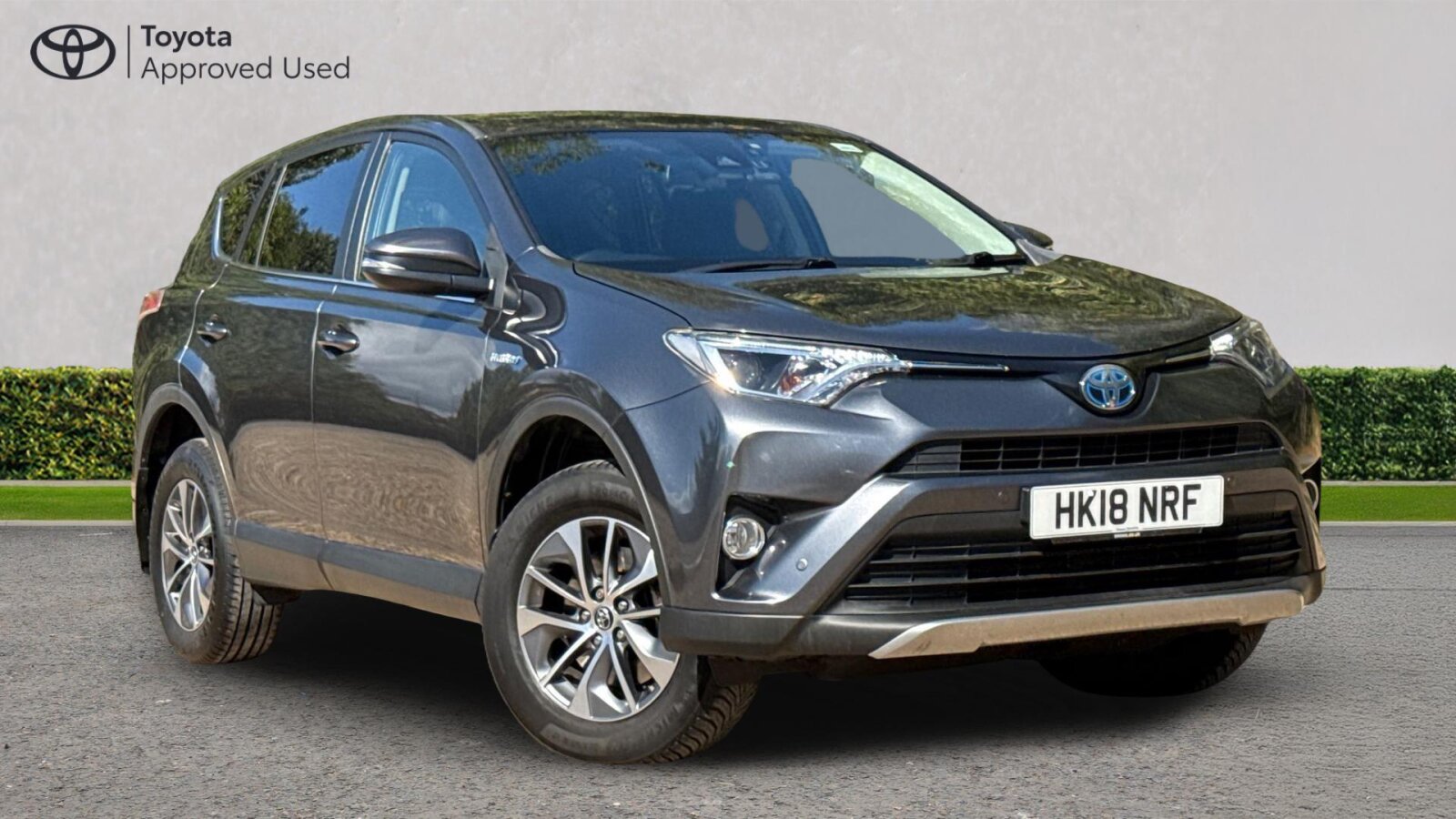 Main listing image - Toyota RAV4