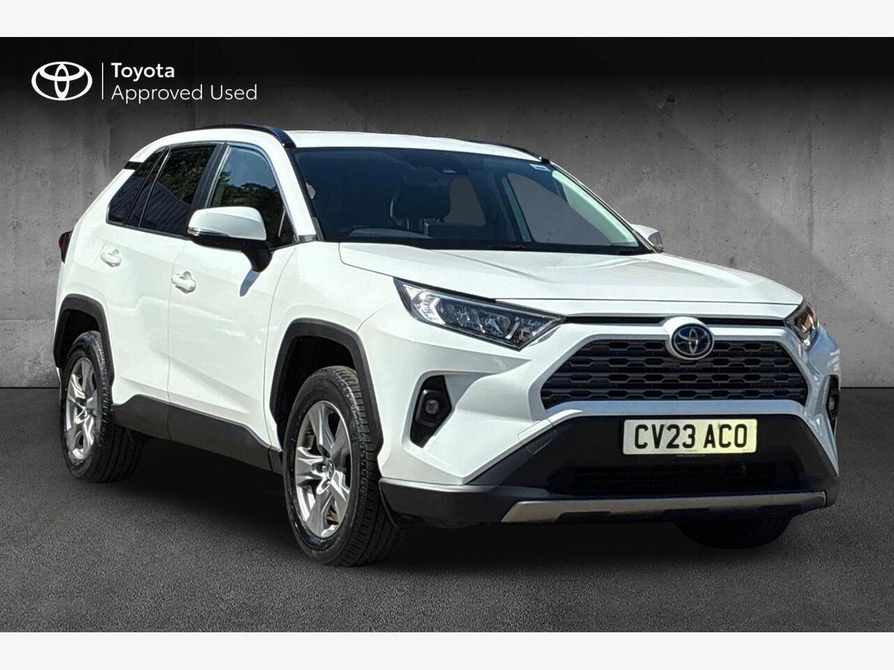 Main listing image - Toyota RAV4