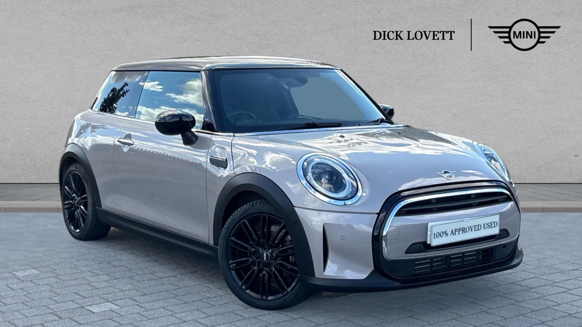 Main listing image - MINI Hatchback