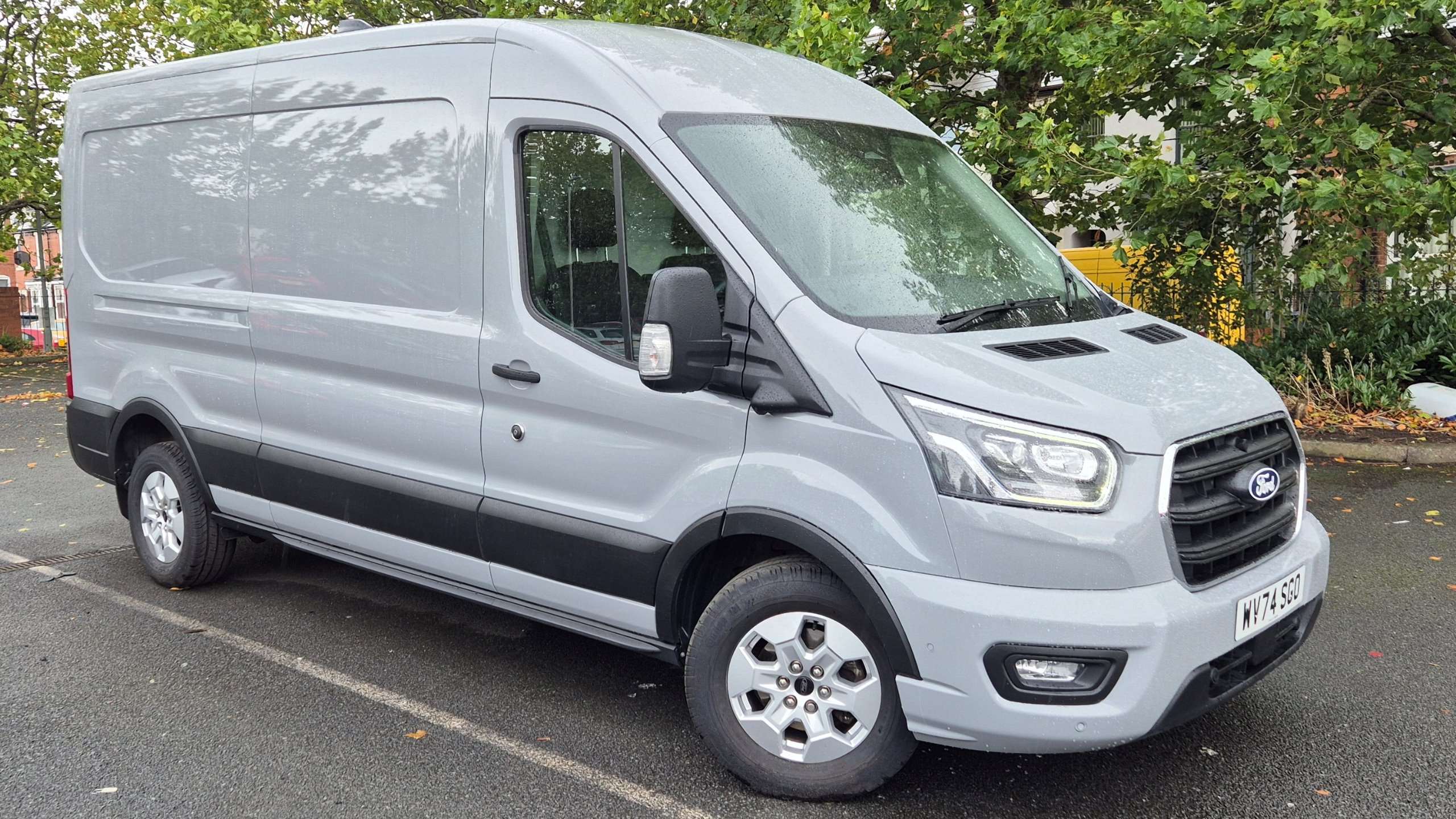 Main listing image - Ford Transit