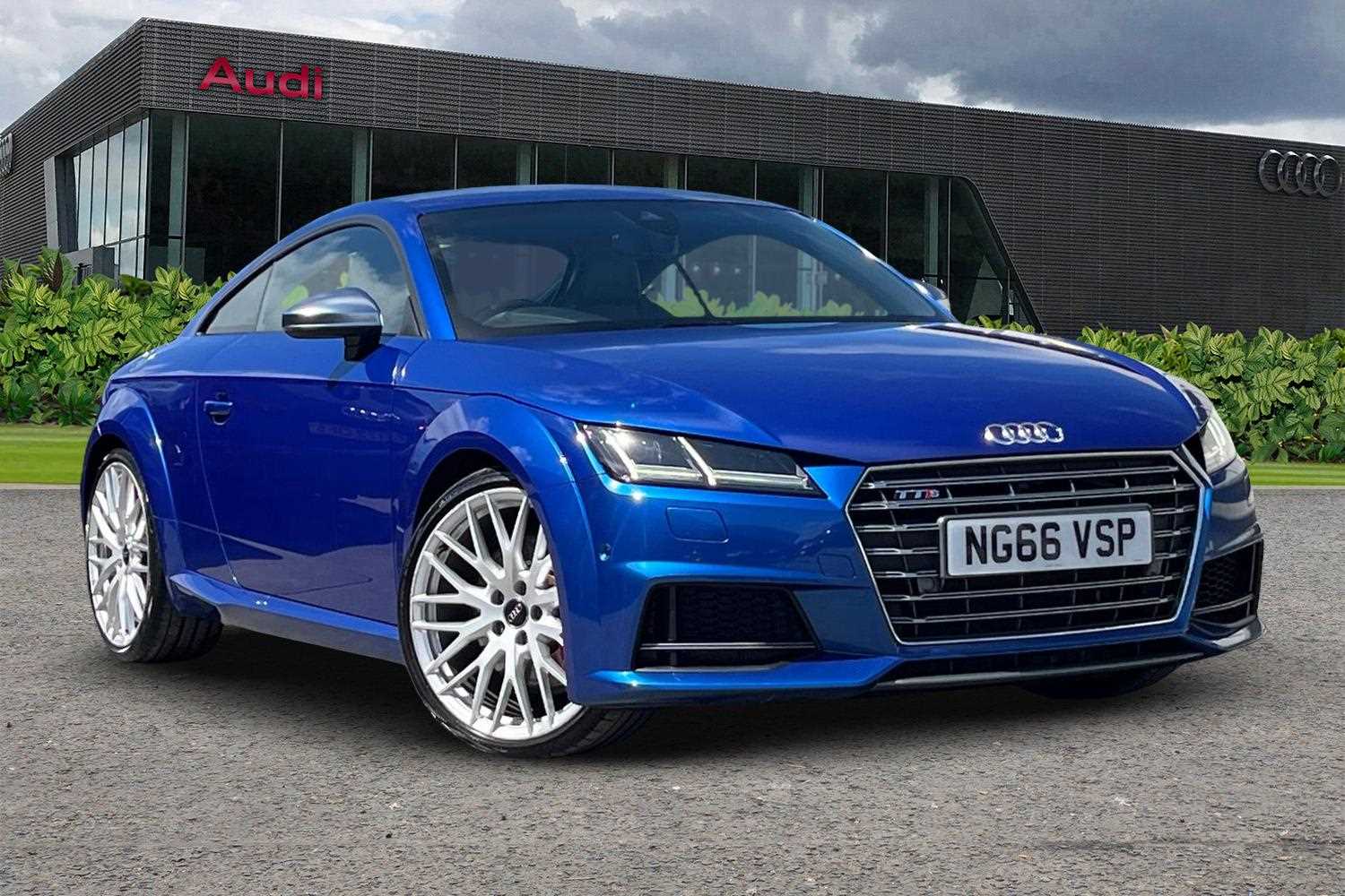 Main listing image - Audi TT S