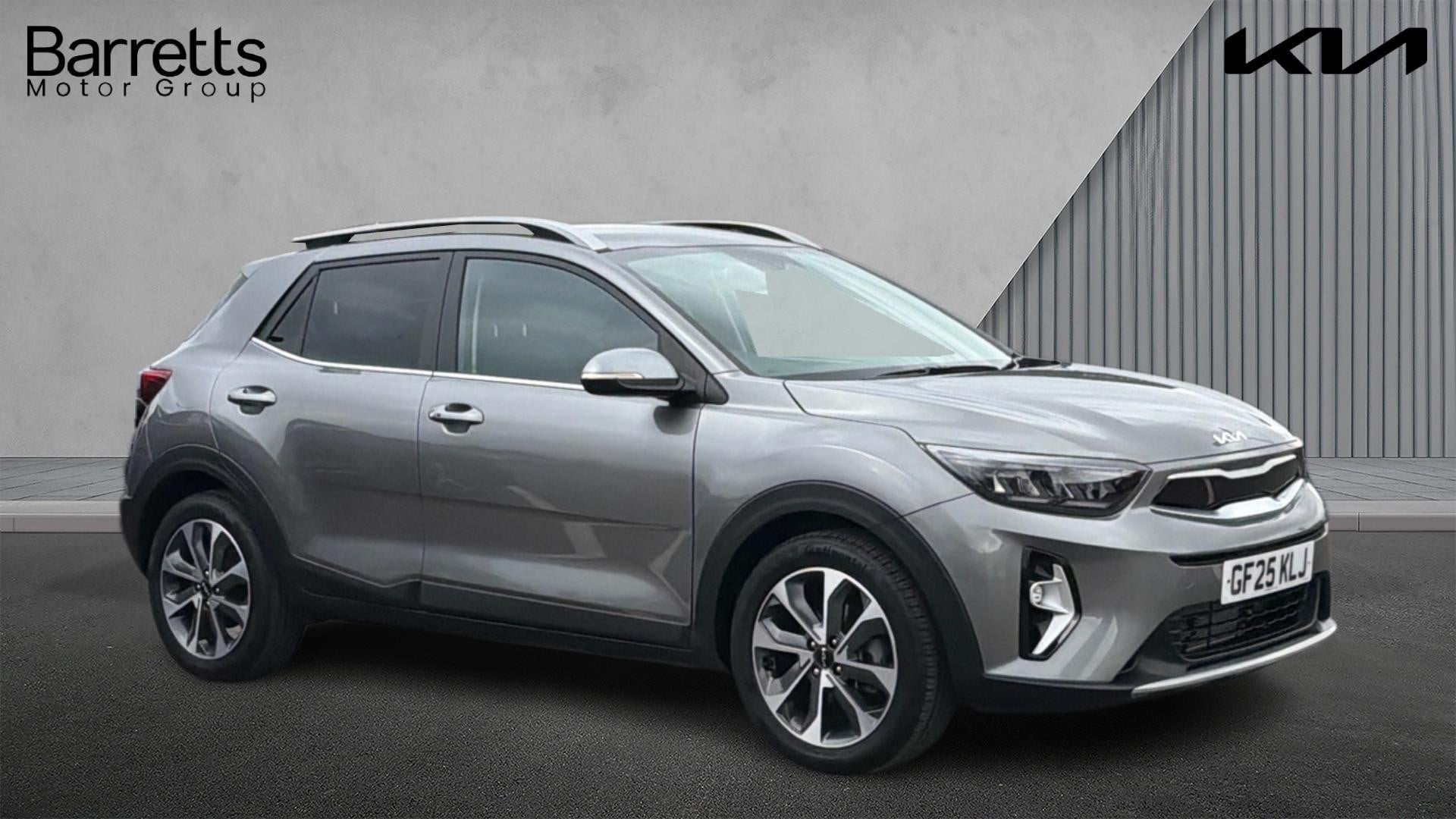 Main listing image - Kia Stonic