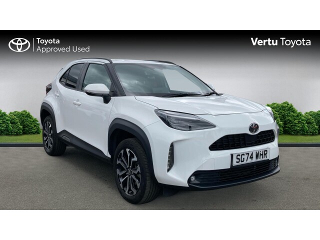 Main listing image - Toyota Yaris Cross