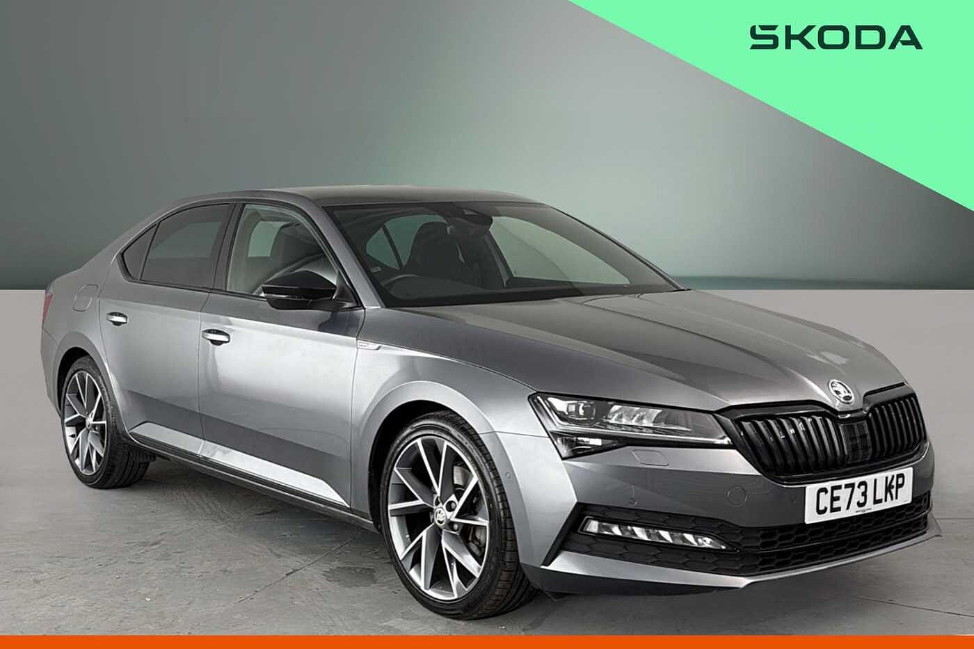 Main listing image - Skoda Superb