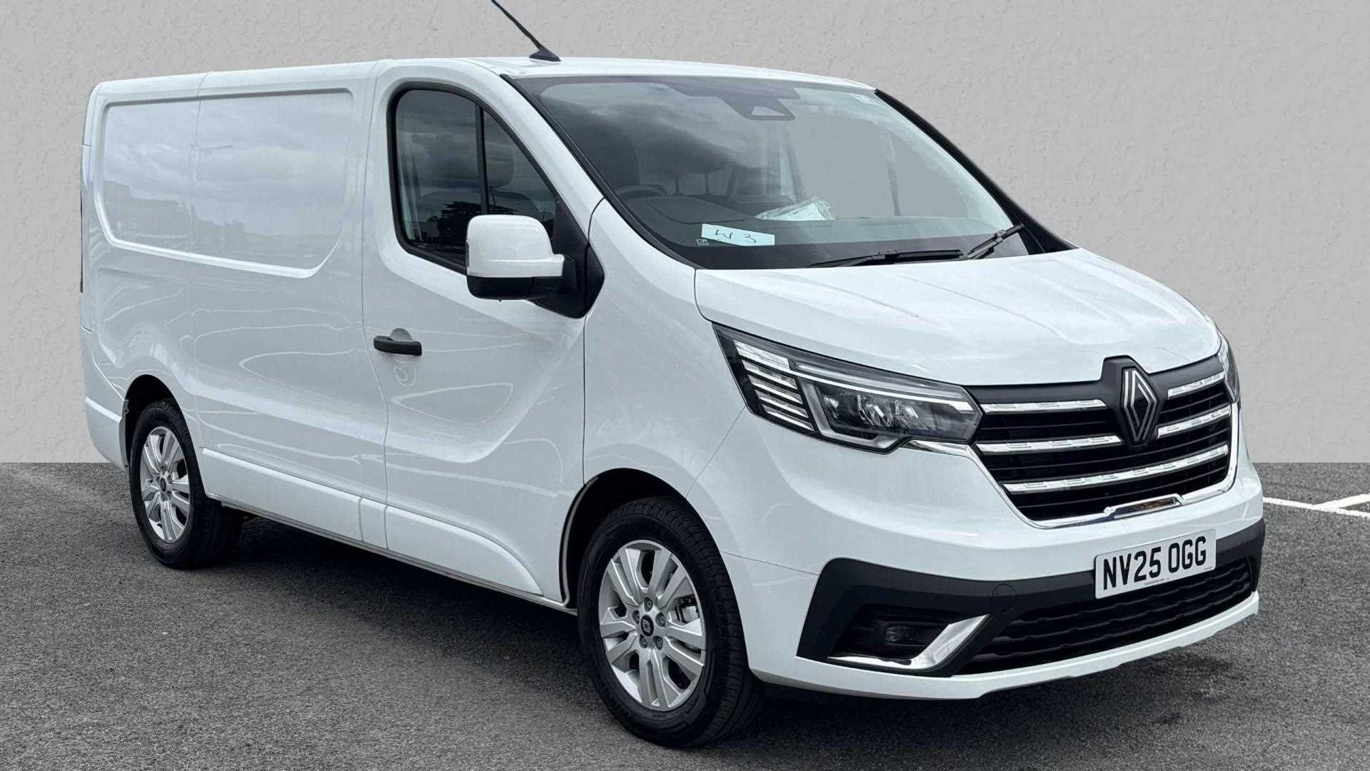 Main listing image - Renault Trafic