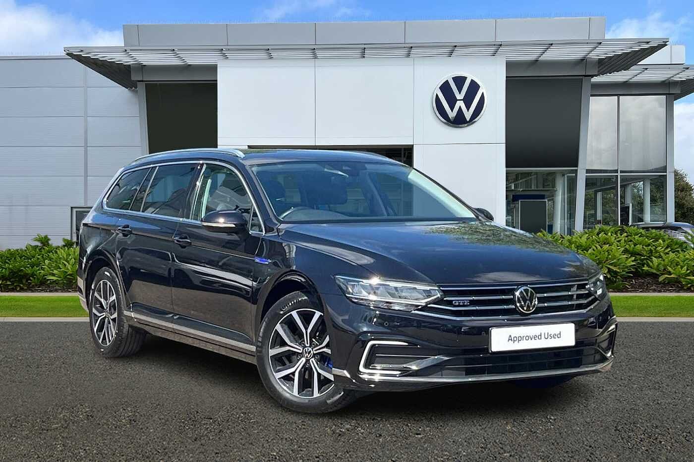 Main listing image - Volkswagen Passat GTE