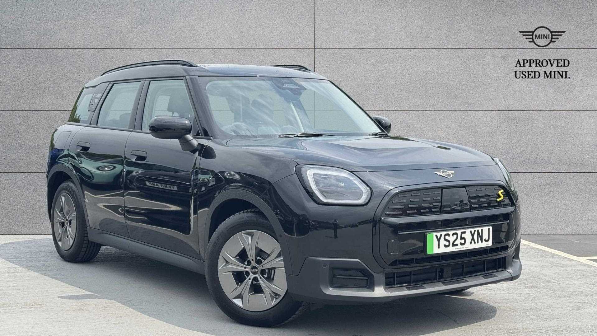 Main listing image - MINI Countryman