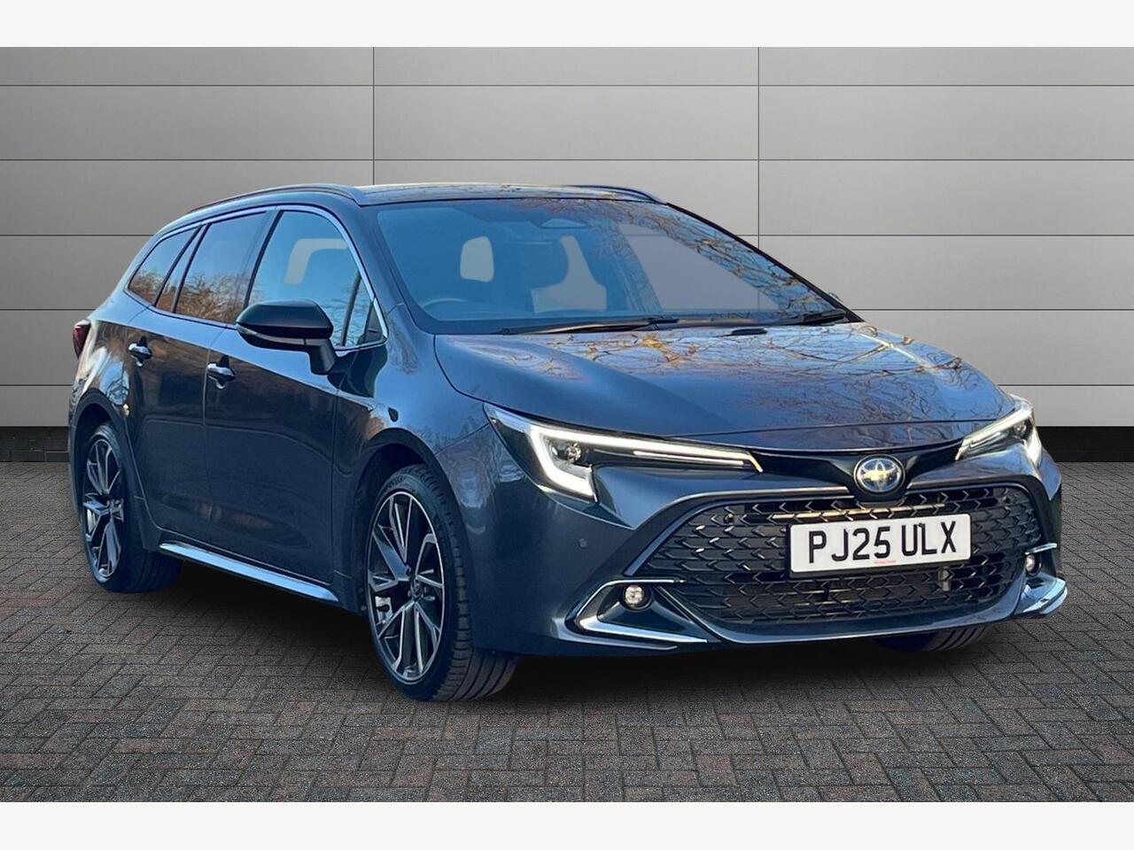 Main listing image - Toyota Corolla Touring Sport