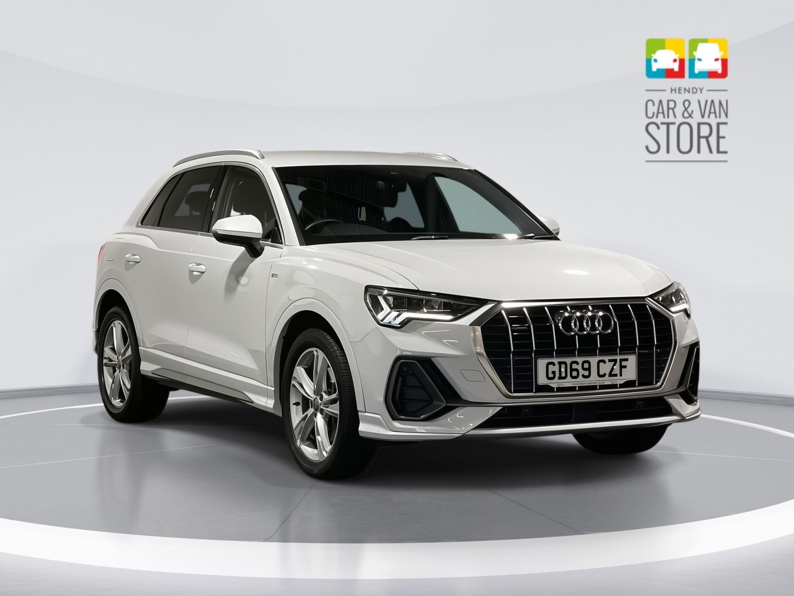 Main listing image - Audi Q3